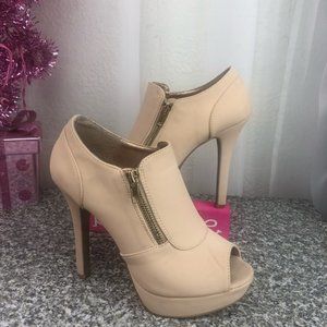 Creeme peep oe booties